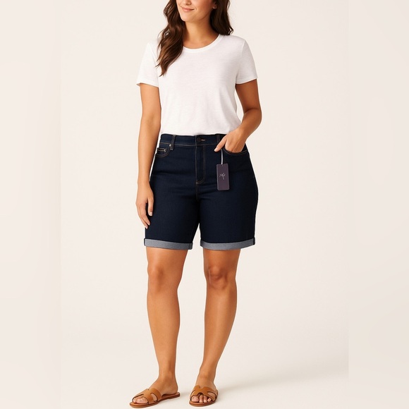 NYDJ Not Your Daughter’s Jeans Denim Shorts – Size 24W - Picture 1 of 11